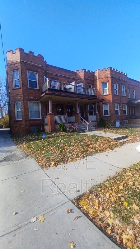 1178 Warren Rd, Lakewood, OH 44107 - House Rental in Lakewood, OH ...
