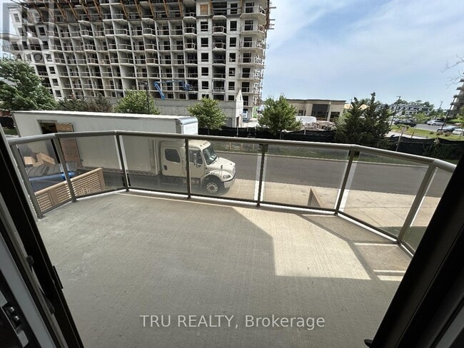 Building Photo - 1030 Coronation Dr