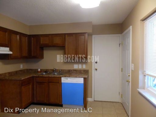 Building Photo - 5008 Catalina Ct
