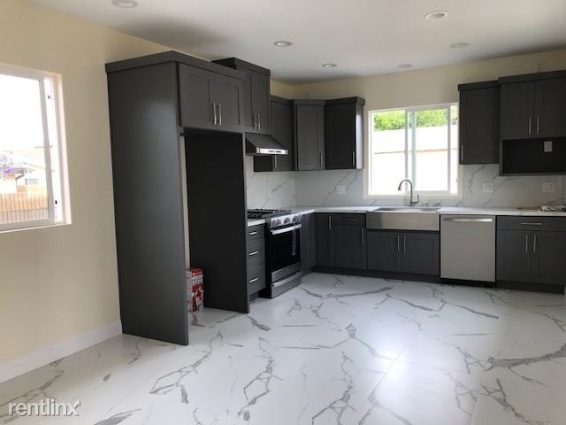 Foto del edificio - 16405 Mahogany St