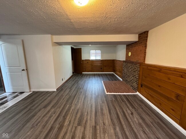 Building Photo - 5739 Ensenada Ave