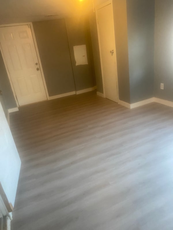 Foto del edificio - 1809 E 23rd St N