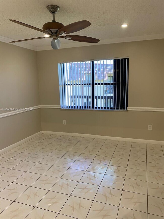 Foto del edificio - 6540 W 26th Dr