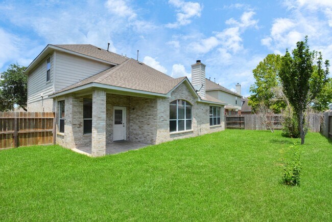 Foto del edificio - 8810 Sunforest Ln