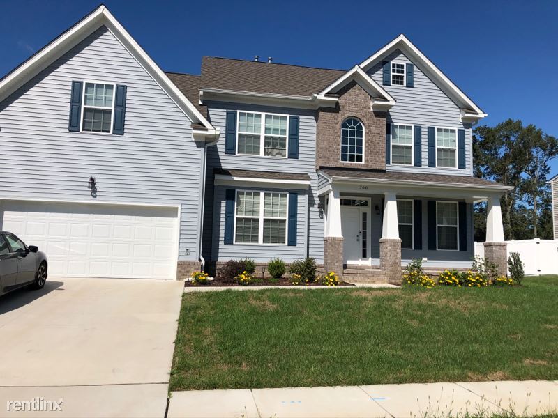 Primary Photo - 5 br, 4 bath House - 700 Renee ln