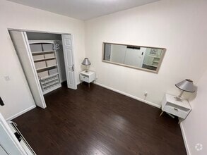 Building Photo - 4053 Express Dr N