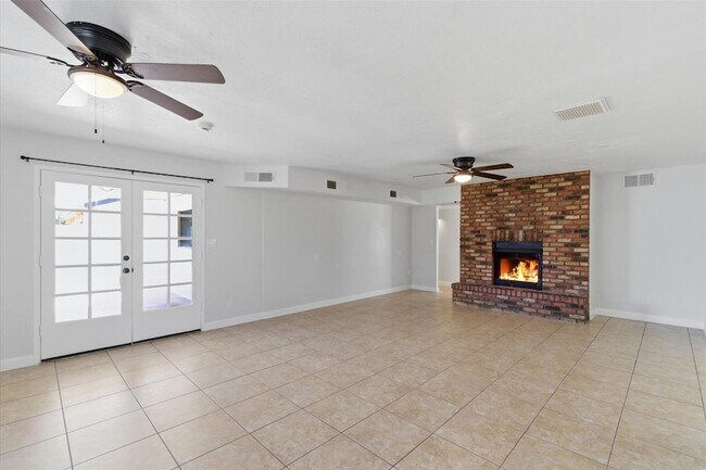 Foto del edificio - 6622 W Peck Dr