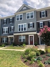 Building Photo - 1802 Sag Harbor Ln