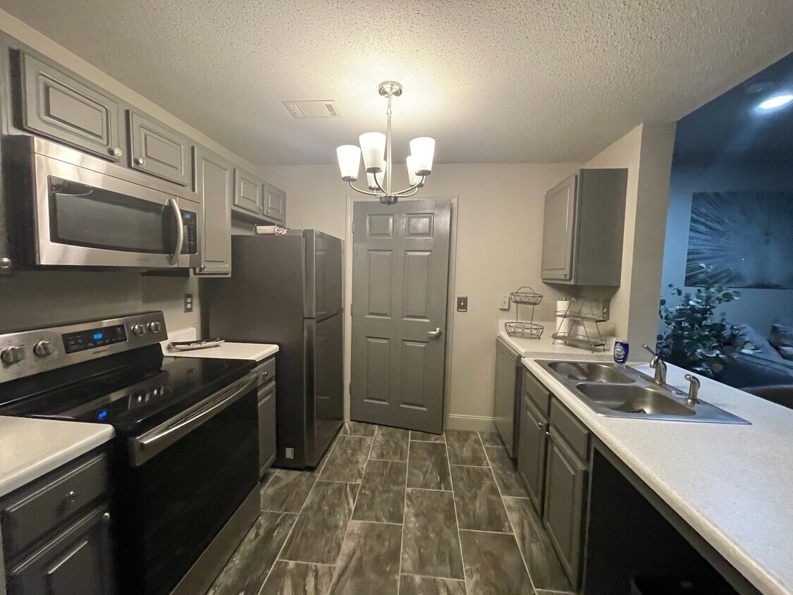 350 Emerald Forest Blvd Unit Luxury Condo 16102, Covington, LA 70433