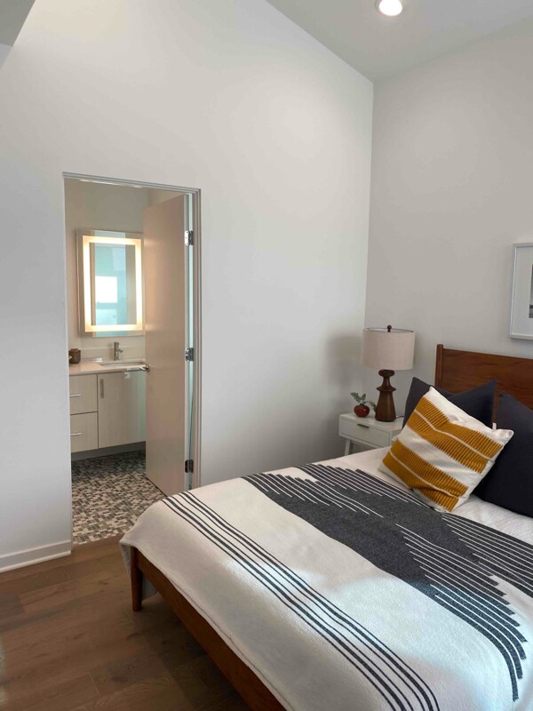 Foto del edificio - 4829 Craner Ave