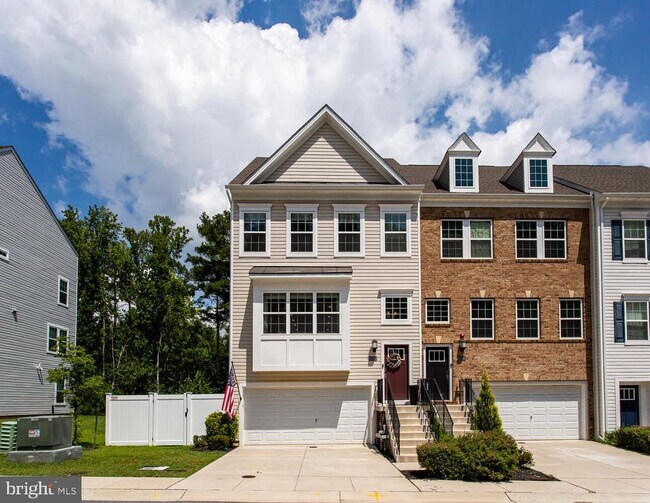 Foto del edificio - 45483 Woodslea Wy