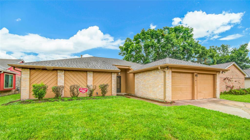 Foto principal - 1911 Ripple Creek Dr