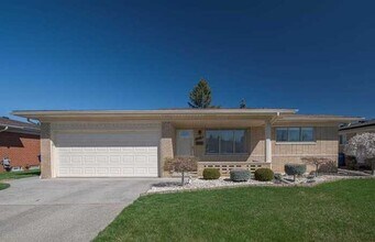 Building Photo - 14159 Ivanhoe Dr