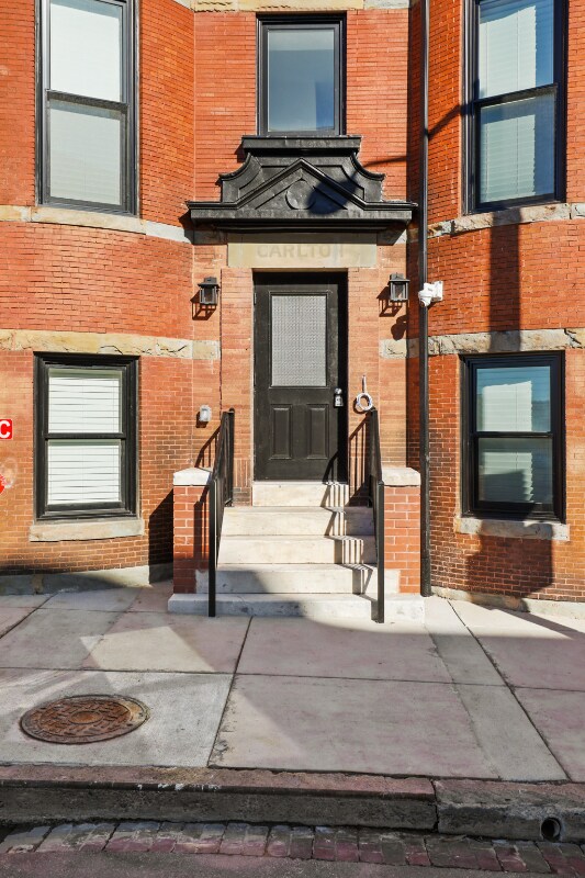 Foto del edificio - 2201 Brookfield Ave