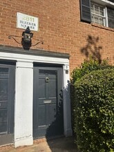 Building Photo - 2811 Bleeker Sq