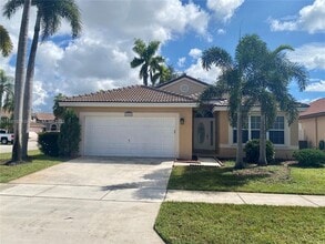 Building Photo - 405 SW 183rd Way