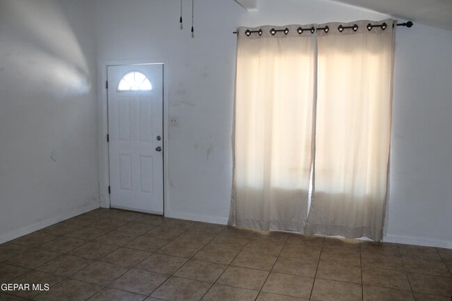 Building Photo - 1582 Diego Rivera Dr