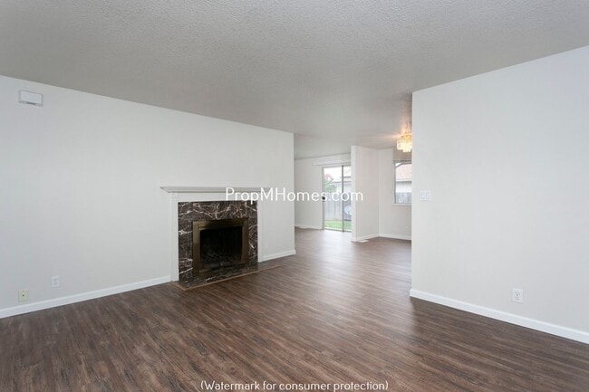 Foto del edificio - Quaint Ranch Style Home with Fenced Yard!