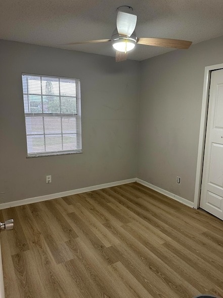 Foto del edificio - 965 SE Caravan Ave