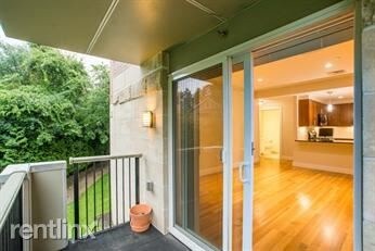 Building Photo - 2 br, 2 bath  - 321 Hammond Pond Pkwy