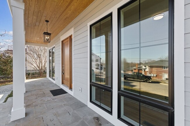 Building Photo - Stunning 2025 New Build