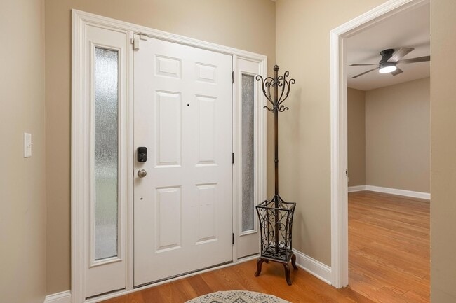 Building Photo - 8671 Blanche Rd