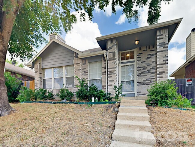 Foto del edificio - 1521 Savannah St