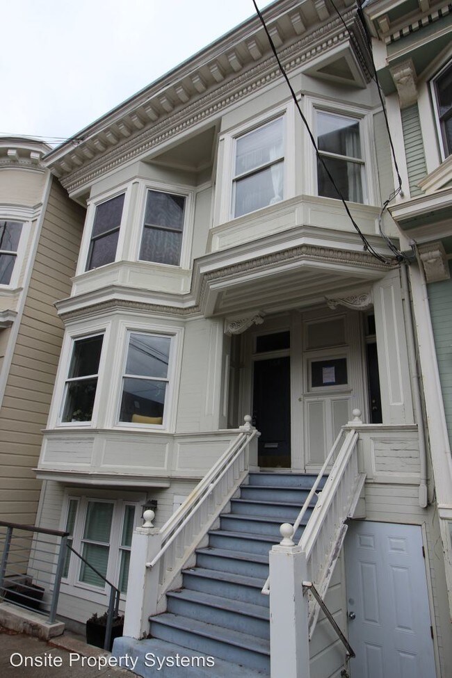 Foto del edificio - 3 br, 1.5 bath Apartment - 166 Carl Street