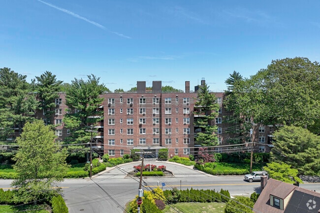 The Devonshire Cooperative Apartments