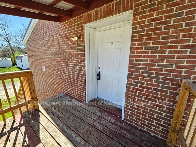 Foto del edificio - 427 Cardwell Ave