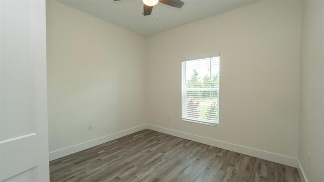 Building Photo - 6454 Freeport Dr