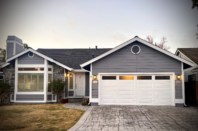 Building Photo - 125 Berkshire Dr