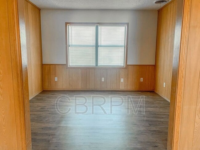 Building Photo - 6406 25th St