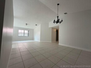 Building Photo - 3386 Treasure Ln