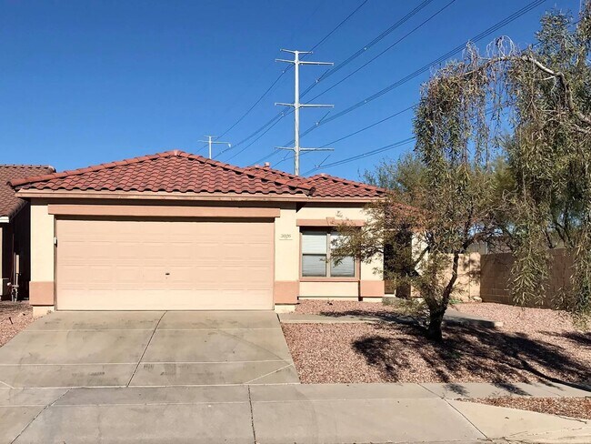 Foto del edificio - Spacious 3-bedroom plus den in North Phoenix