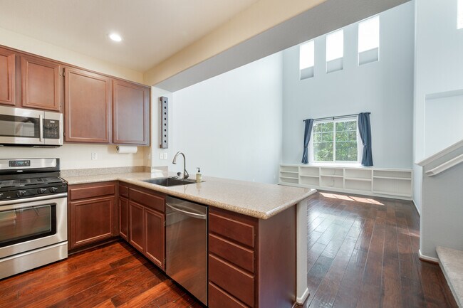 Building Photo - 10124 Star Magnolia Ln