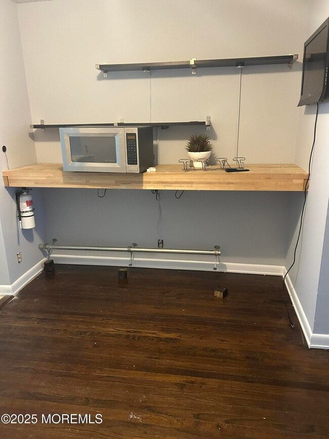 Foto del edificio - 661 Ocean Ave N