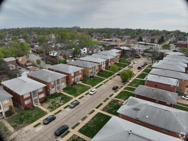 Exterior 3D - Lindenwood Heights Apartments