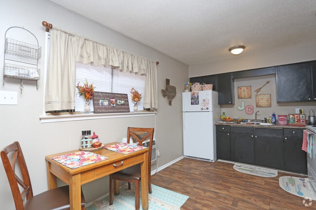 Interior Photo - Russian River