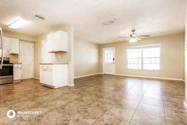 Building Photo - 7310 Star Dust Dr