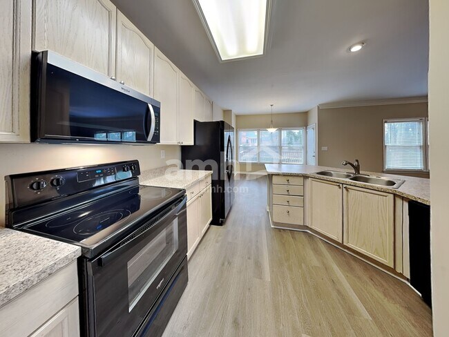 Foto del edificio - 1577 Ridge Point Ct NW