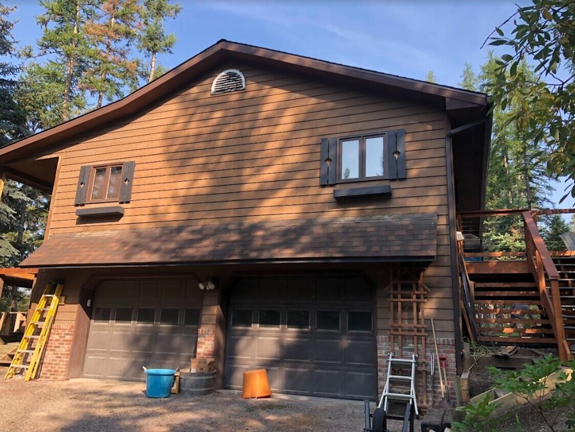 Foto principal - Wonderful Unfurnished 3 Bed 3 Bath Home ou...