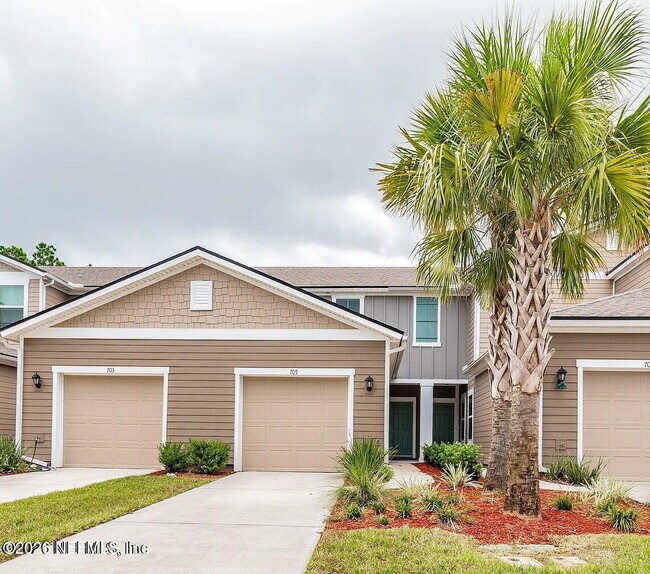 Building Photo - 705 Servia Dr