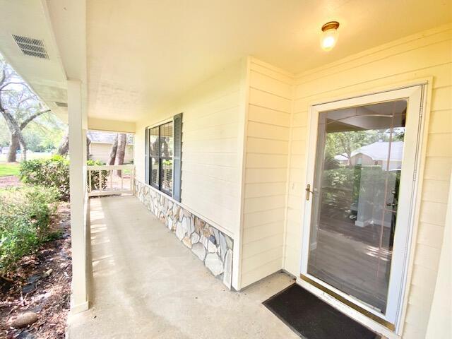 Foto del edificio - 1210 Whitewood Way