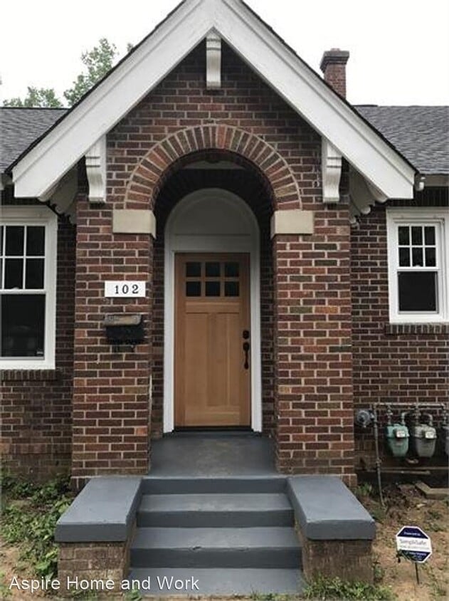 Primary Photo - 1 br, 1 bath House - 102 Cochran Block