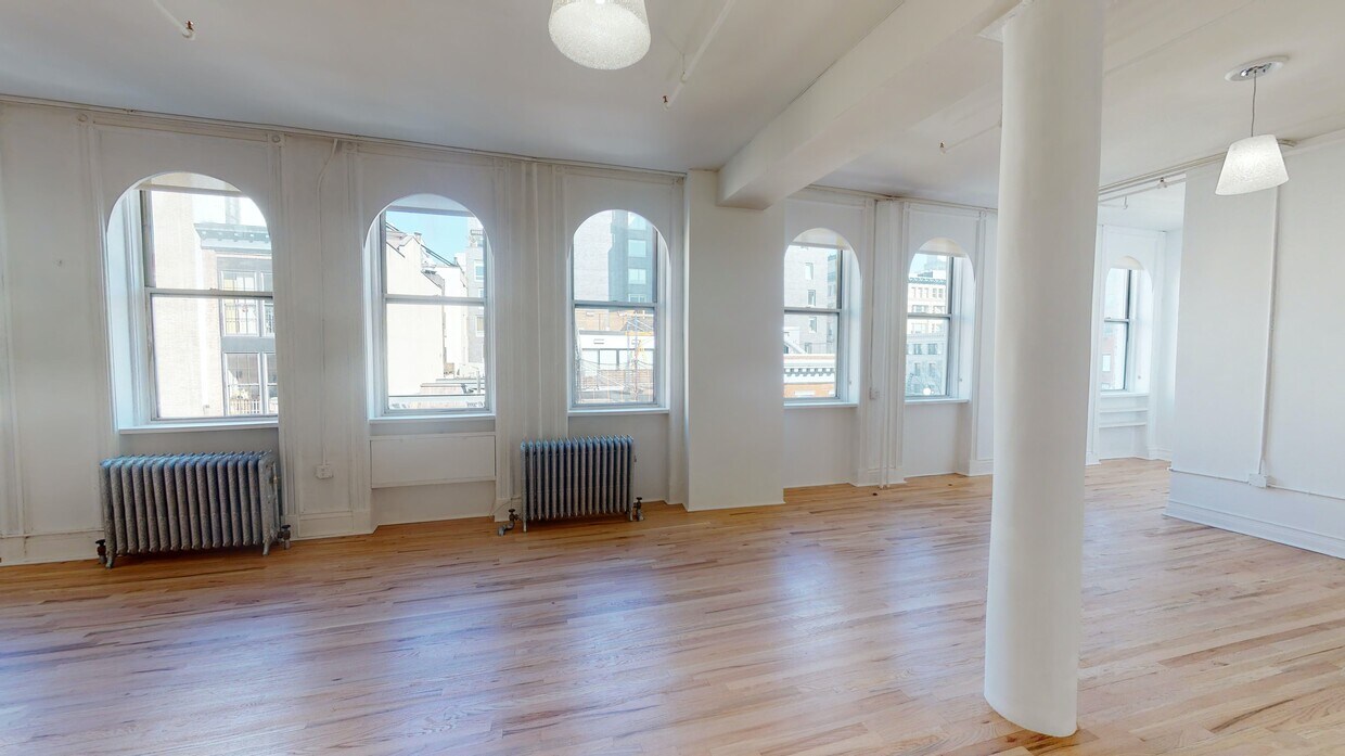 Primary Photo - 1400 SF Chelsea Loft