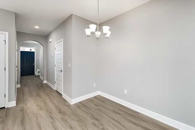 Building Photo - 319 Carmel Dr