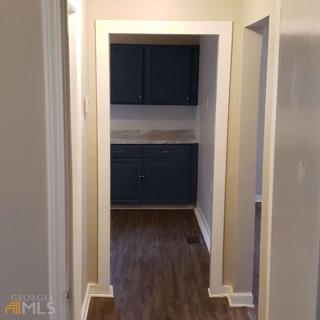 Foto del edificio - 1392 Nash Rd NW