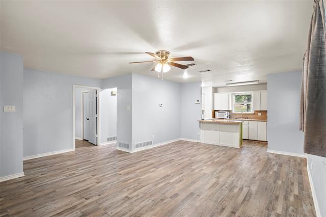Building Photo - 521 Hilltop Dr