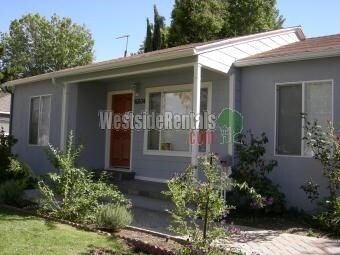 Primary Photo - 16804 Magnolia Blvd